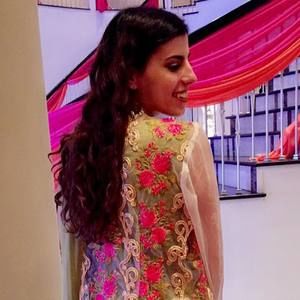 Meet your Posher, Malak